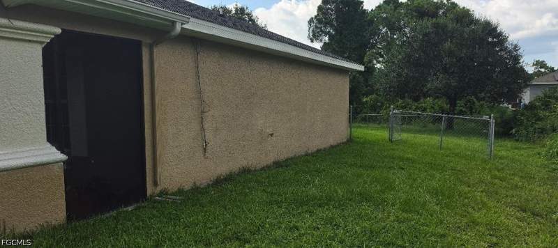 3 bedroom SingleFamilyResidence at 3202 54th St W, Lehigh Acres, Lehigh Acres — photo 4