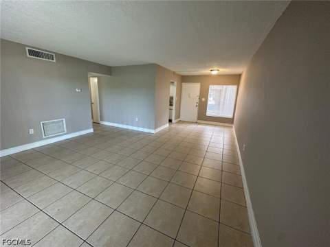 1830 Maravilla Ave 303, Fort Myers FL - photo 17 of 25