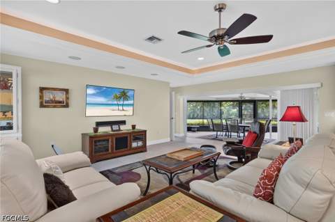 4478 Windjammer Ln, Fort Myers FL - photo 10 of 49