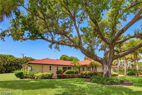 4478 Windjammer Ln, Fort Myers FL - photo 6 of 49