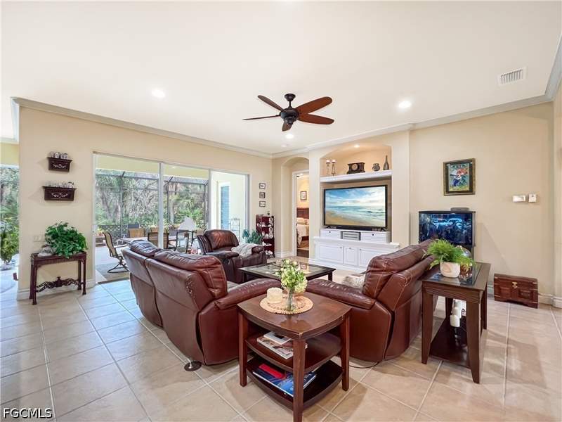 3 bedroom SingleFamilyResidence at 3290 Shady Bend Way, Shady Bend, Fort Myers — photo 2