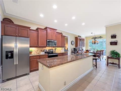 3290 Shady Bend Way, Fort Myers FL - photo 7 of 22