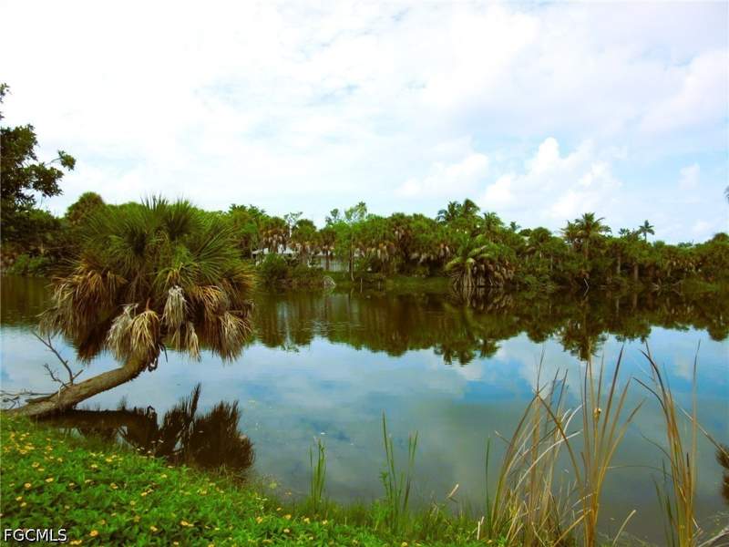 3 bedroom SingleFamilyResidence at 3784 Coquina Dr, The Rocks, Sanibel — photo 3