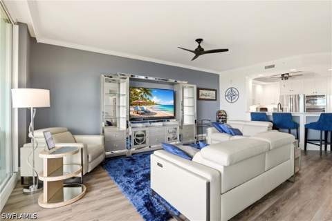 425 Cove Tower Dr 1002, Naples FL - photo 7 of 40