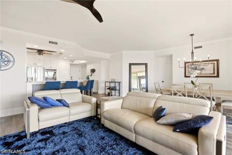 425 Cove Tower Dr 1002, Naples FL - photo 8 of 40