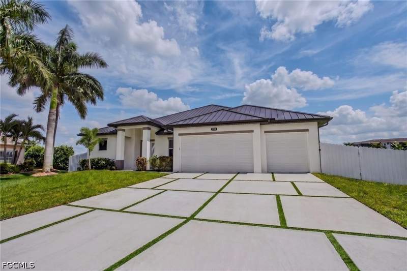 4 bedroom SingleFamilyResidence at 1726 SW 36th Ter, Cape Coral, Cape Coral — photo 3