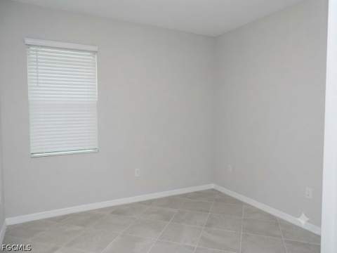3426 Menores Way, Fort Myers FL - photo 9 of 16