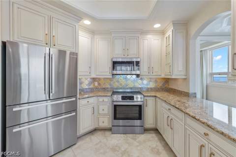 2090 W 1st St E2605, Fort Myers FL - photo 11 of 36