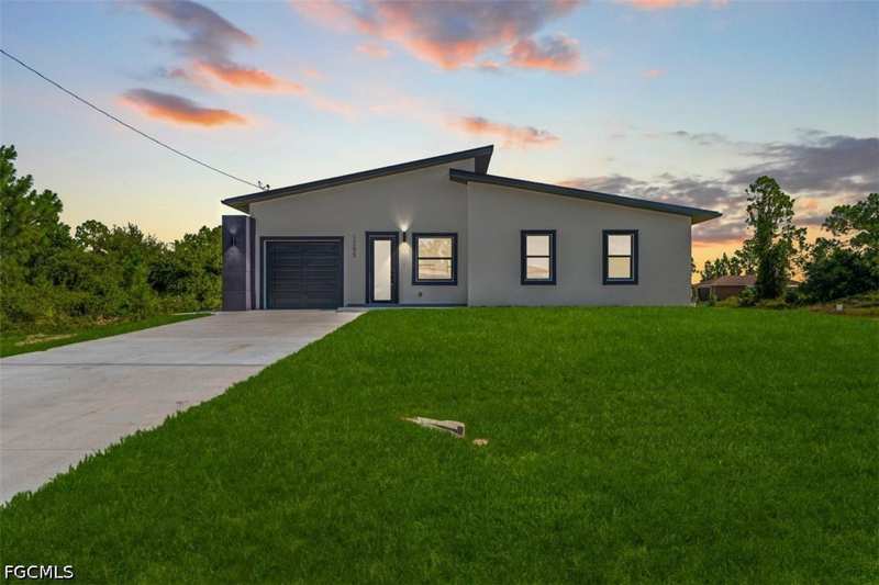 3 bedroom SingleFamilyResidence at 1255 Nimitz Blvd, Lehigh Acres, Lehigh Acres — photo 1