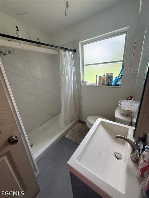 221 Brooks Ct, North Fort Myers FL - photo 10 of 12