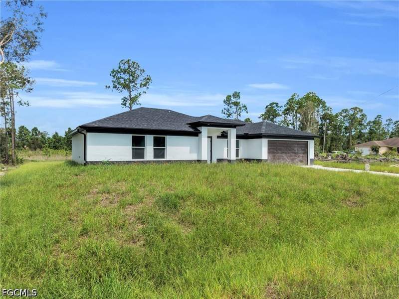 3 bedroom SingleFamilyResidence at 863 Burrows Ave, Lehigh Acres, Lehigh Acres — photo 2