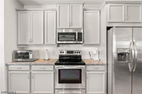 26213 Palace Ln 202, Bonita Springs FL - photo 13 of 33