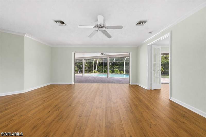 2 bedroom SingleFamilyResidence at 1903 Imperial Golf Co Blvd, Imperial Golf Estates, Naples — photo 4