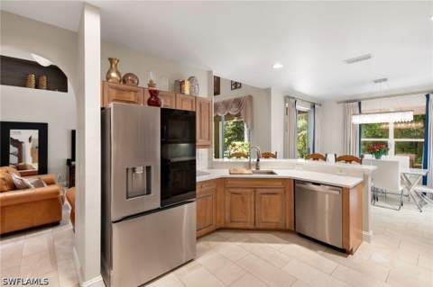 6561 Autumn Woods Blvd, Naples FL - photo 12 of 47