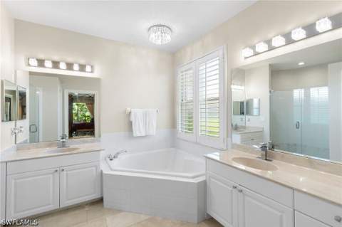 6561 Autumn Woods Blvd, Naples FL - photo 16 of 47