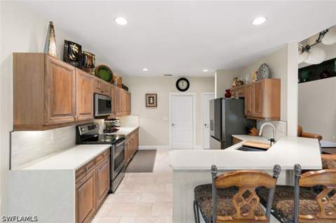 6561 Autumn Woods Blvd, Naples FL - photo 8 of 47