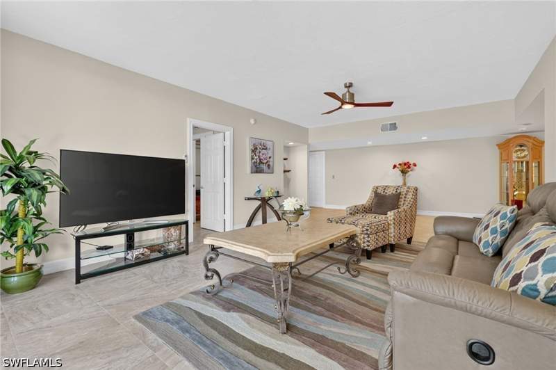 2 bedroom Condominium at 220 S Collier Blvd 503, Duchess, Marco Island — photo 4