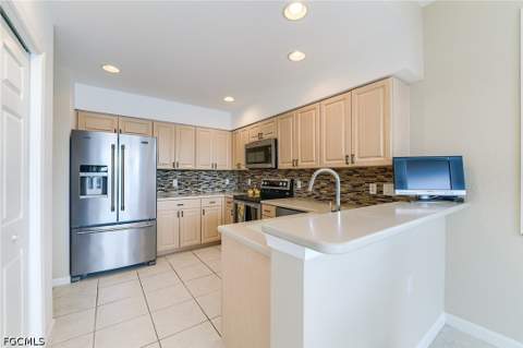16570 Crownsbury Way 101, Fort Myers FL - photo 14 of 33