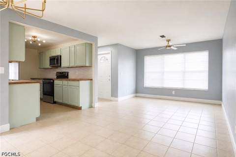 1634 Newport Ct, Fort Myers FL - photo 6 of 14