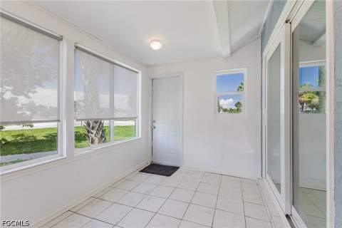 16593 Davis Rd, Fort Myers FL - photo 24 of 31