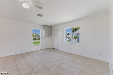 16593 Davis Rd, Fort Myers FL - photo 8 of 31