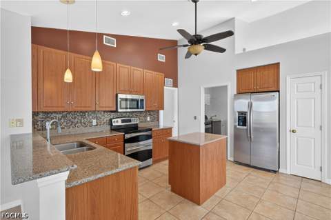 2 NW 29th Pl, Cape Coral FL - photo 17 of 49