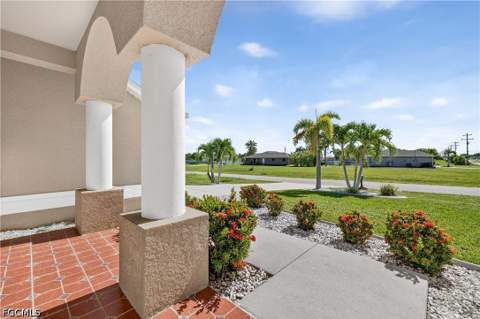 2 NW 29th Pl, Cape Coral FL - photo 9 of 49