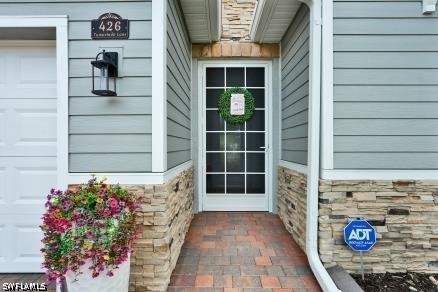 426 Tamarindo Ln, Naples FL - photo 6 of 44