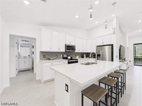 5683 Mayflower Way 901, Naples FL - photo 7 of 38