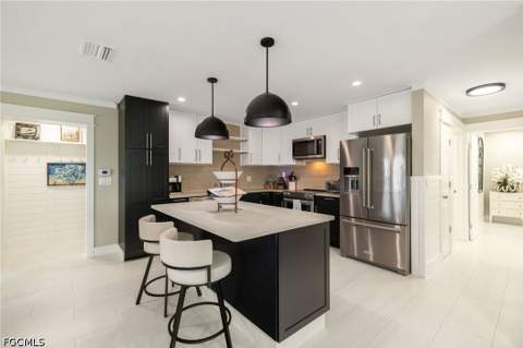 2574 Bayshore Dr, Matlacha FL - photo 11 of 43