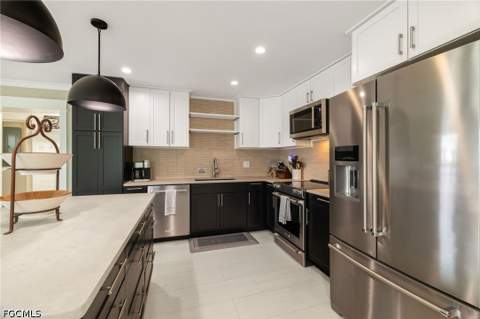 2574 Bayshore Dr, Matlacha FL - photo 15 of 43