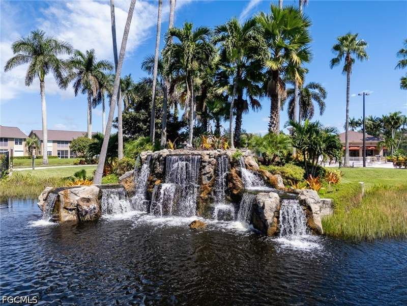 2 bedroom Condominium at 14970 Vista View Way 307, Grandview, Fort Myers — photo 2