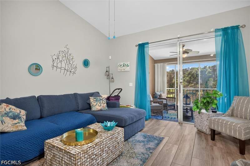 2 bedroom Condominium at 14970 Vista View Way 307, Grandview, Fort Myers — photo 4