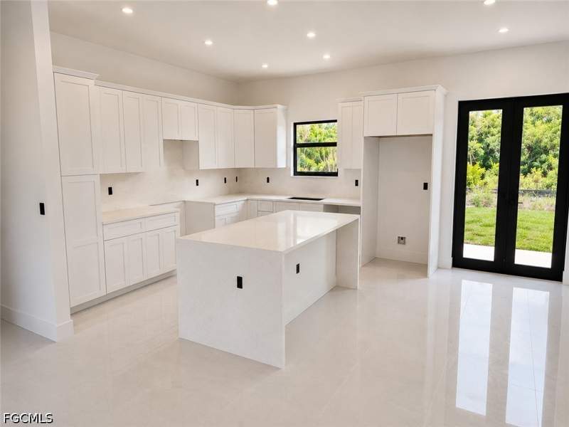 3 bedroom SingleFamilyResidence at 703 Long Island St E, Lehigh Acres, Lehigh Acres — photo 4