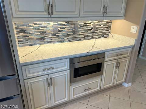 9269 Palm Island Cir, North Fort Myers FL - photo 9 of 34