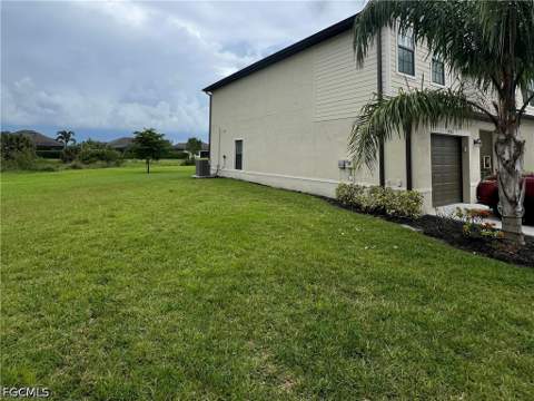 14265 Oviedo Pl, Fort Myers FL - photo 23 of 28