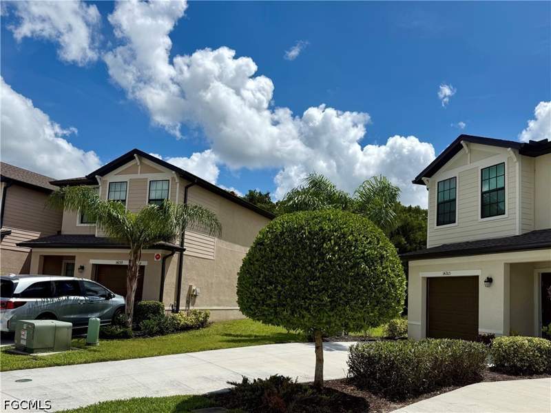 3 bedroom Townhouse at 14265 Oviedo Pl, Portico, Fort Myers — photo 3