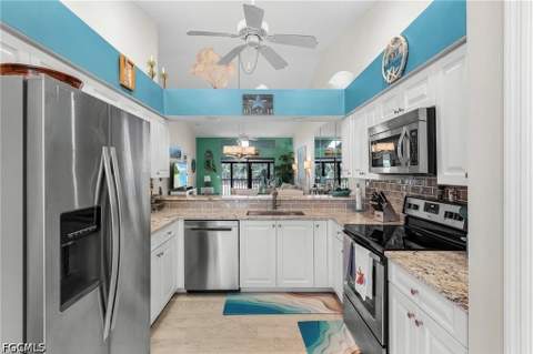 12130 Kelly Greens Blvd 102, Fort Myers FL - photo 10 of 34