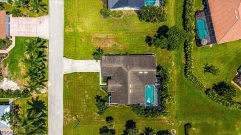 2816 SW 43rd Ln, Cape Coral FL - photo 9 of 38