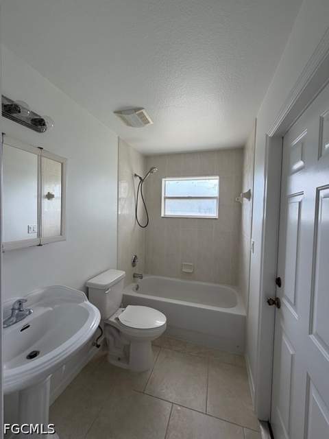 573 Bourse Cir, Lehigh Acres FL - photo 11 of 19