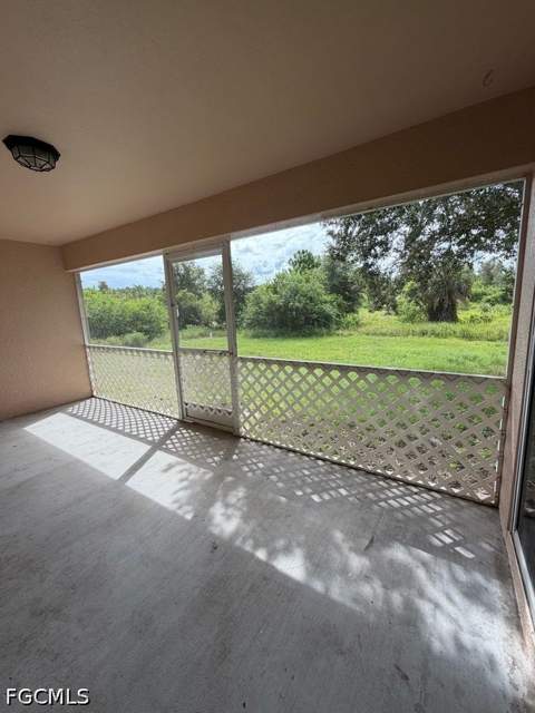 573 Bourse Cir, Lehigh Acres FL - photo 13 of 19