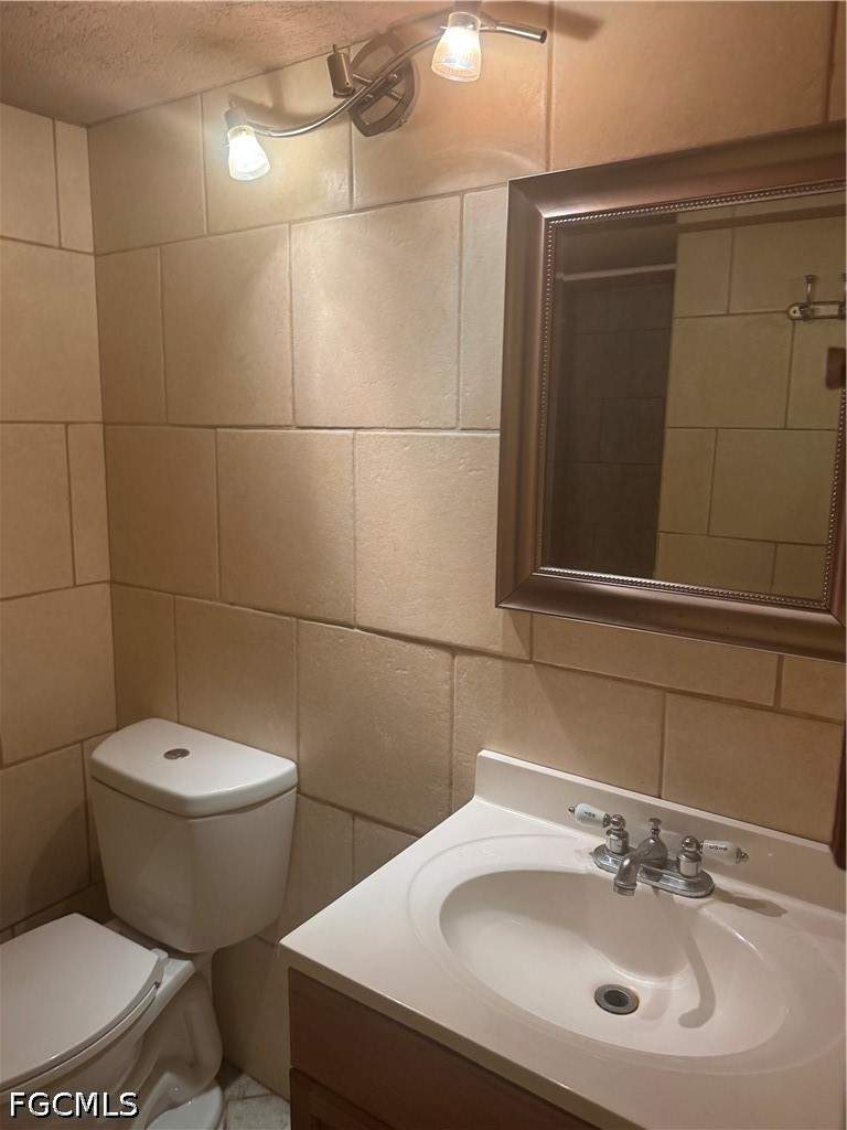 2 bedroom Condominium at 1849 Maravilla Ave A12, Fort Myers, Fort Myers — photo 4
