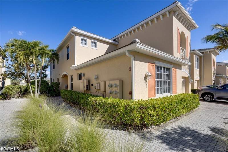 2 bedroom Condominium at 14557 Dolce Vista Rd 101, Hamilton, Fort Myers — photo 5
