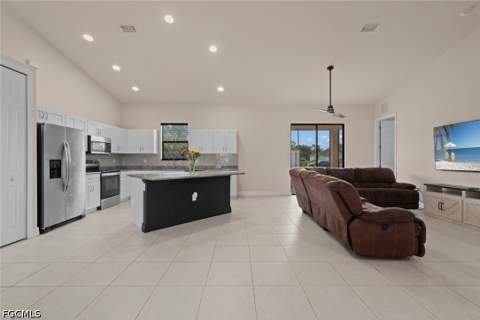 1700 Don Ave N, Lehigh Acres FL - photo 13 of 39