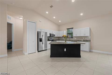 1700 Don Ave N, Lehigh Acres FL - photo 9 of 39