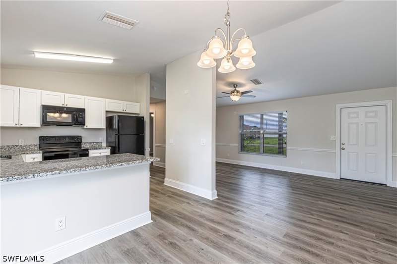 3 bedroom SingleFamilyResidence at 216 SE 27th Ter, Cape Coral, Cape Coral — photo 5