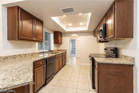 321 NE 10th St, Cape Coral FL - photo 6 of 23