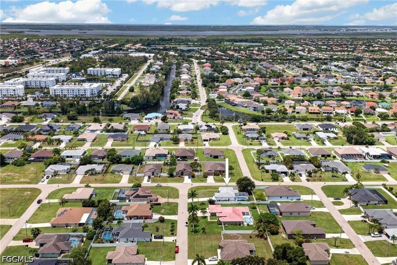 3 bedroom SingleFamilyResidence at 1821 SW 22nd Ter, Cape Coral, Cape Coral — photo 2