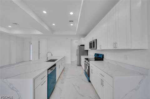 2805 26th ST SW, Lehigh Acres FL - photo 10 of 41