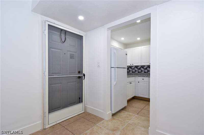1 bedroom Condominium at 200 Turtle Lake Ct 108, Turtle Lake Golf Colony, Naples — photo 3